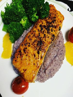 cover image of Cooking For Comfort